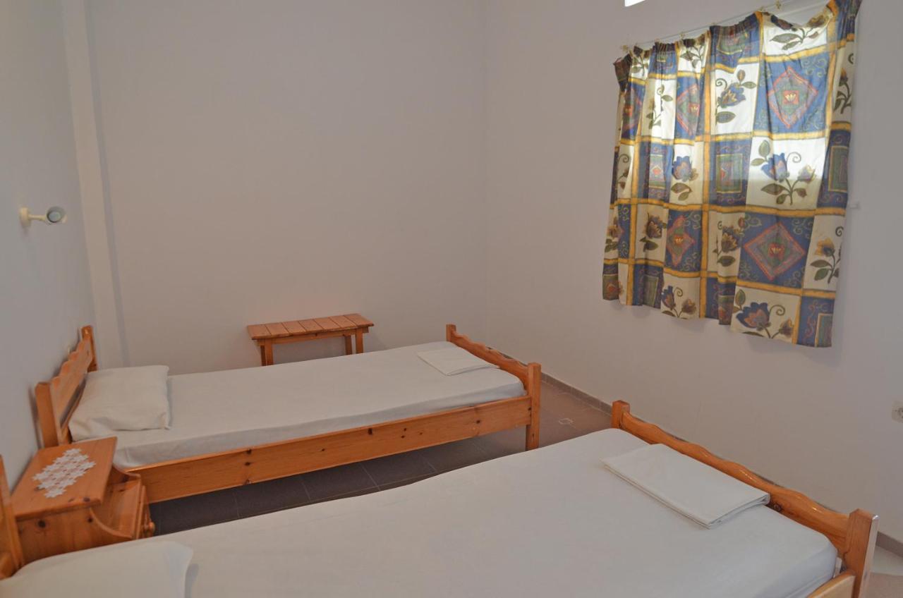 Aparthotel Nikos