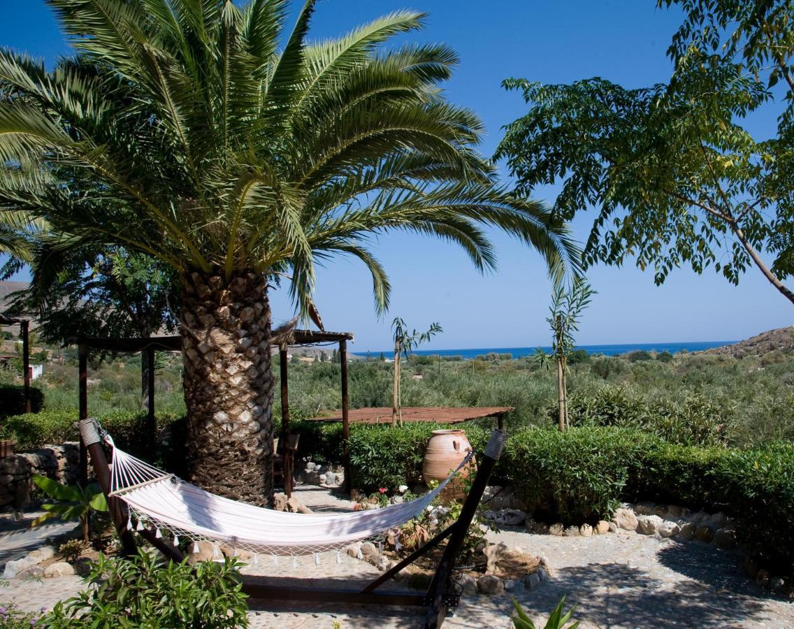 Yiannis Retreat Guest house 2*
