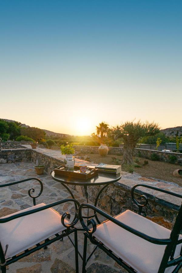 Yiannis Retreat Guest house