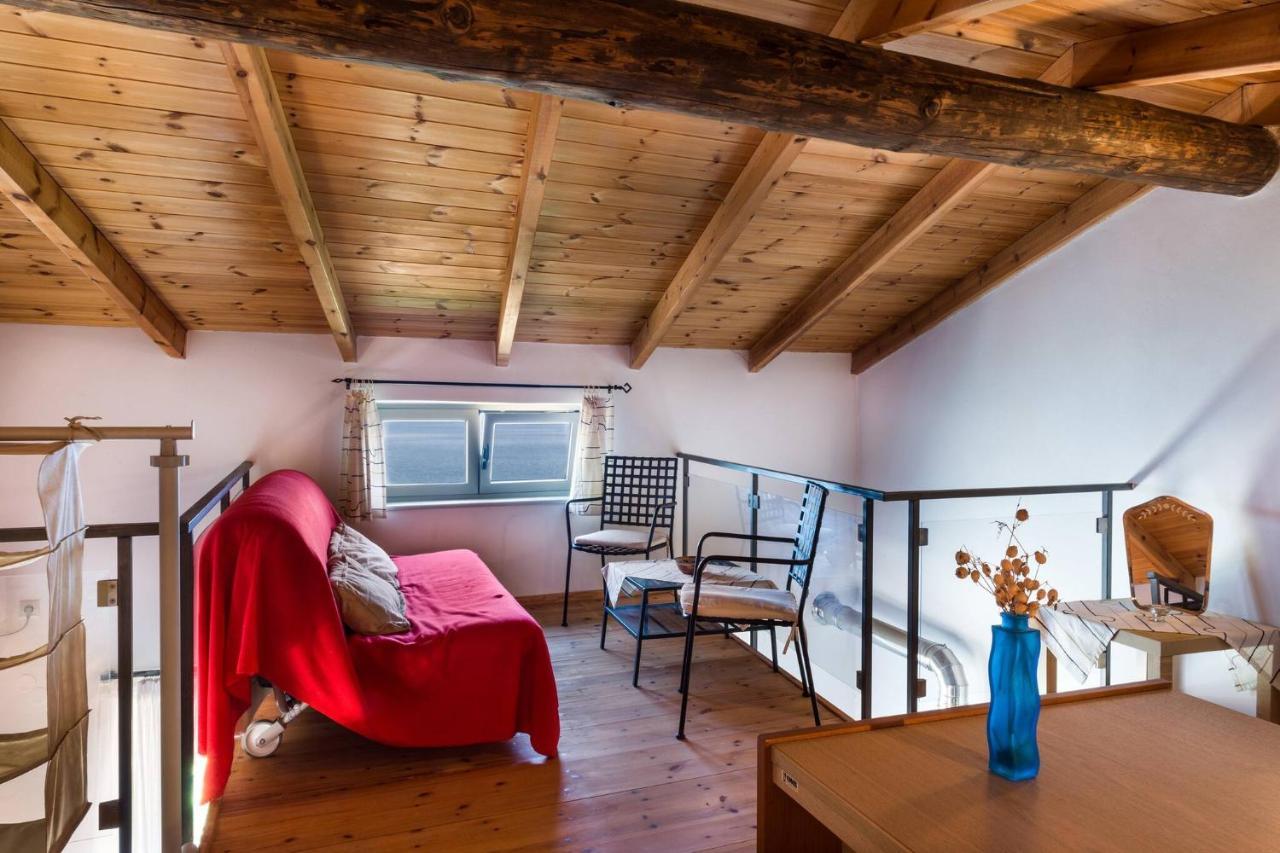 Holiday home House With Private Place To Swim, Solitary View Ravdhoukha