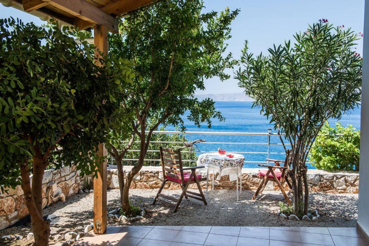Holiday home House With Private Place To Swim, Solitary View *
