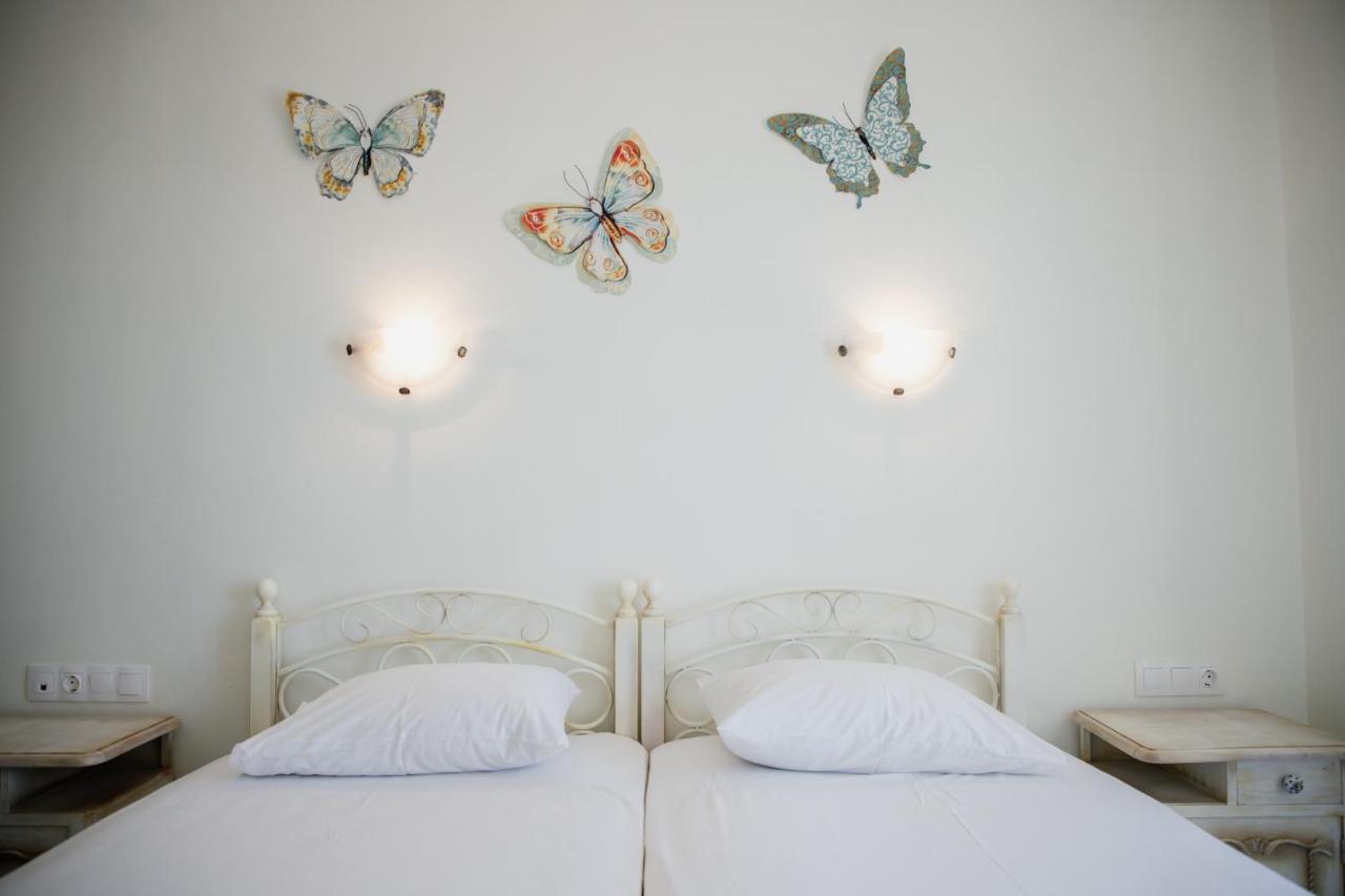 Aparthotel Manthos Place Mylopotas