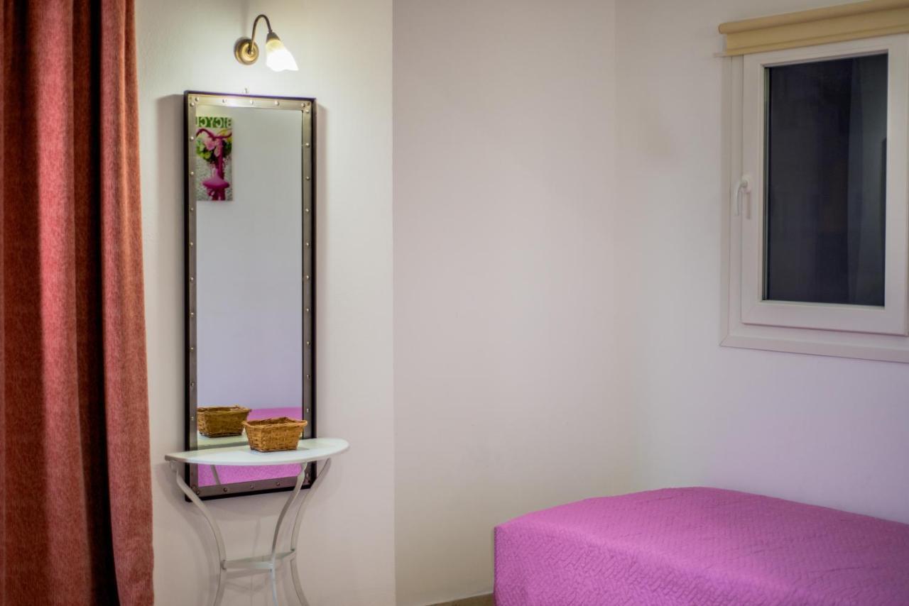 Aparthotel Stefania By Estia 5*