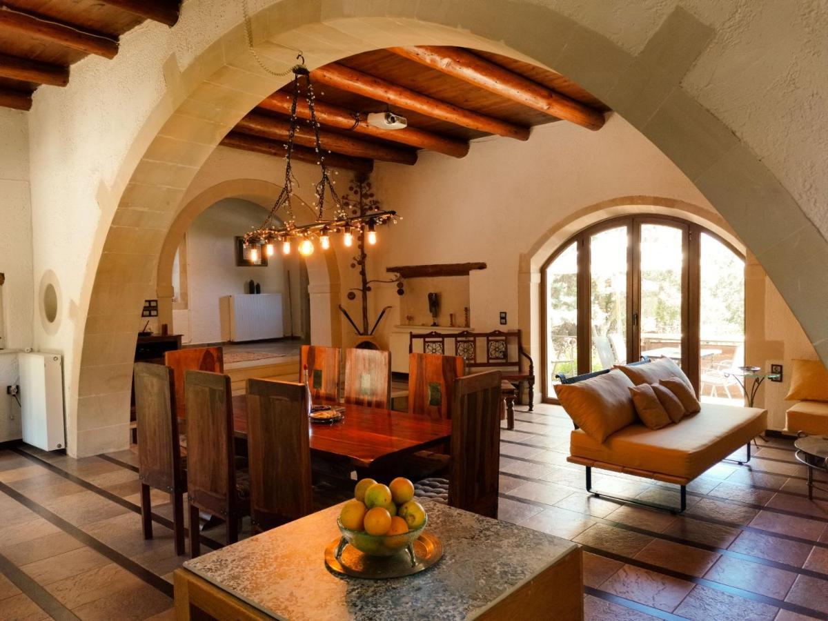 Ermis - The Cretan Castello