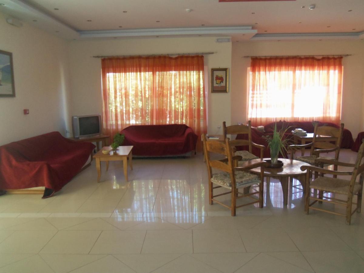 Ionio Star Aparthotel 3*