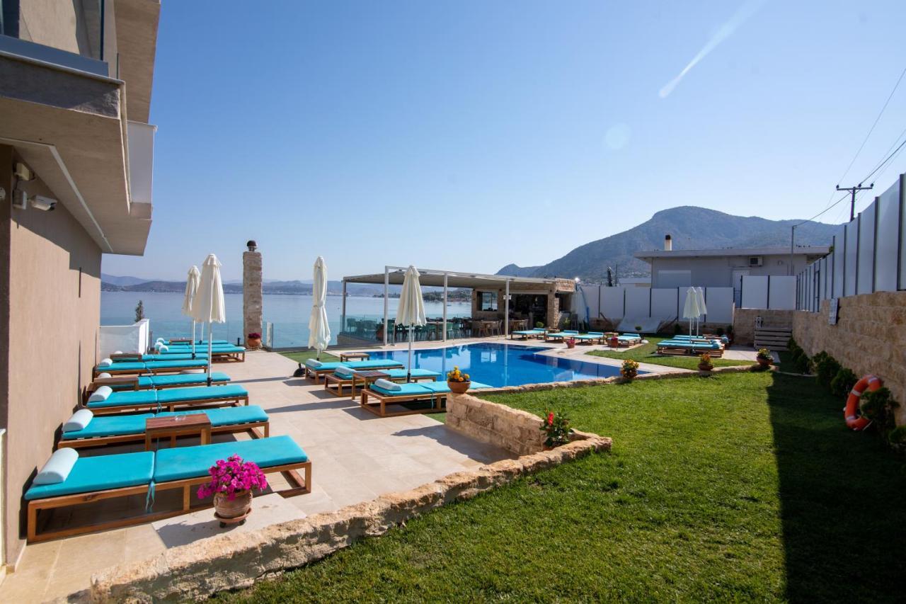 Aianteion Bay Luxury & Hotel 3*