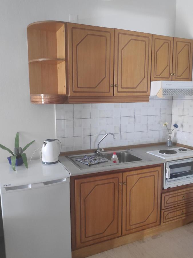 Iraklis Apartment *