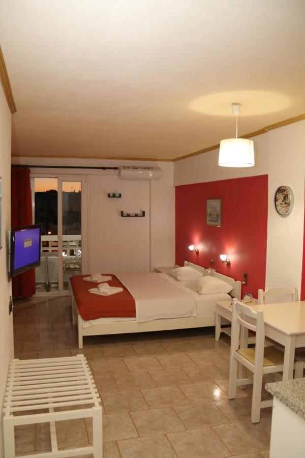 Aparthotel Aris 2*