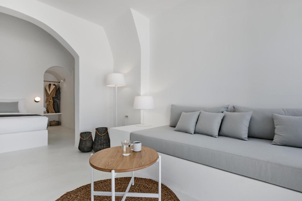 Villa Divine View Sol Homes Fira (Santorini)