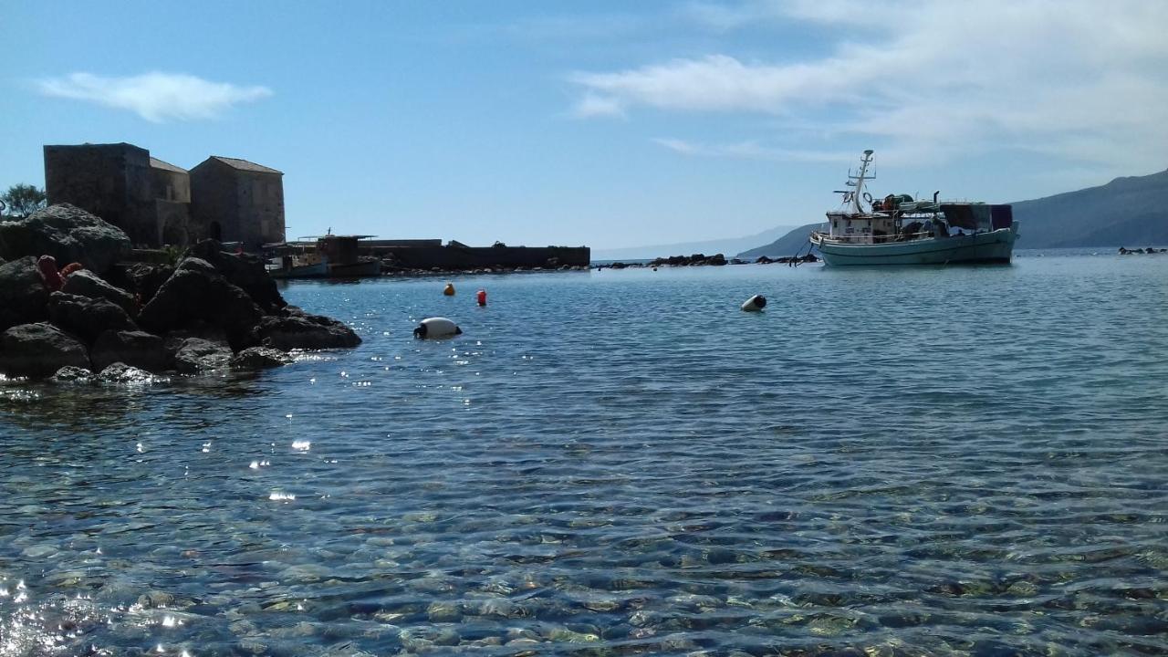 Iliolithos Guest house