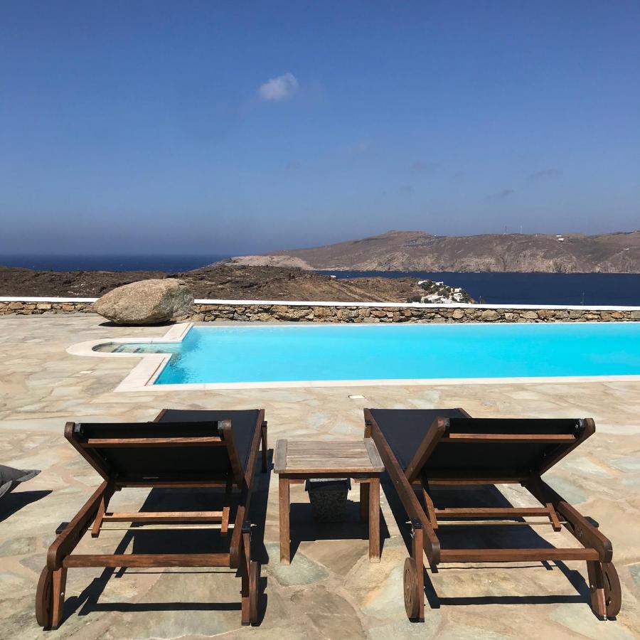 Yakinthos Aparthotel