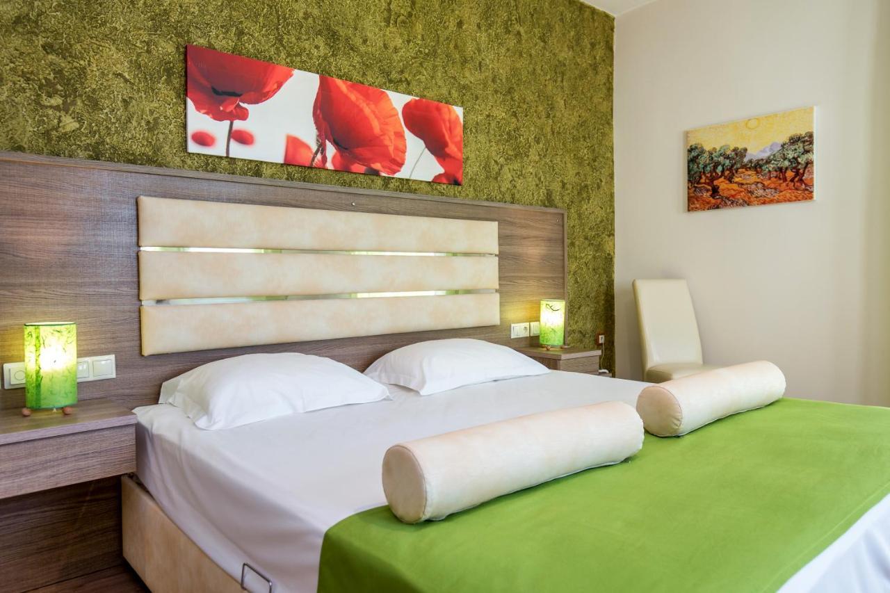 Garden Aparthotel 3*