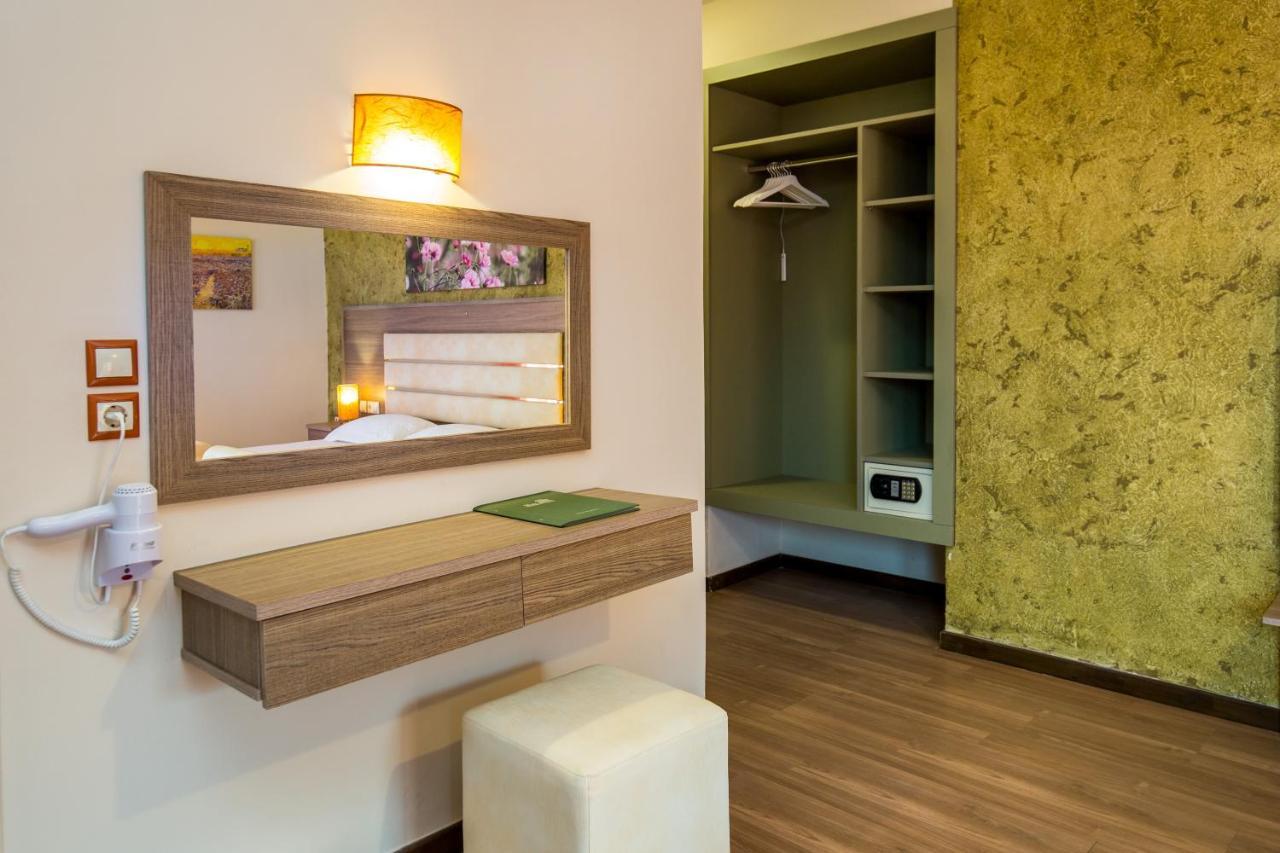 Garden Aparthotel 3*