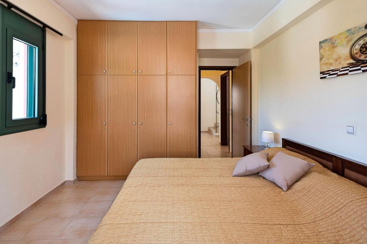 Alkyonides Crete Villa