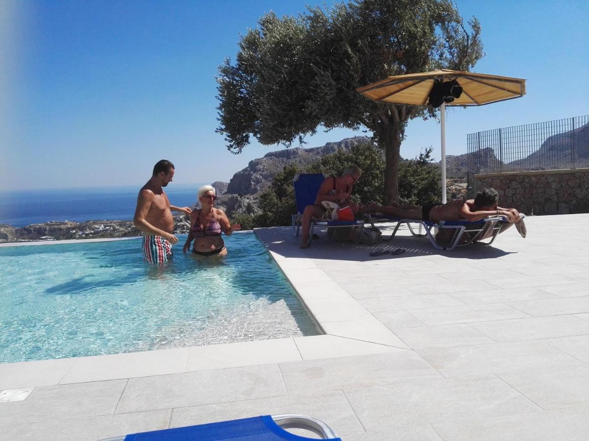 Bouganville Stegna * Archangelos (Rhodes)