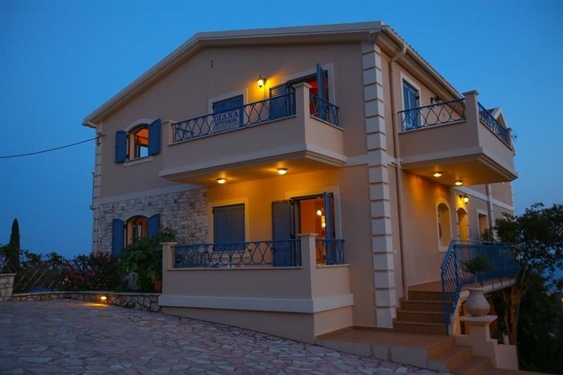 Diana Aparthotel Mousata