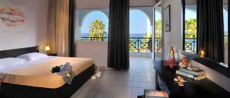 Acrotel Lilyann Boutique 3*