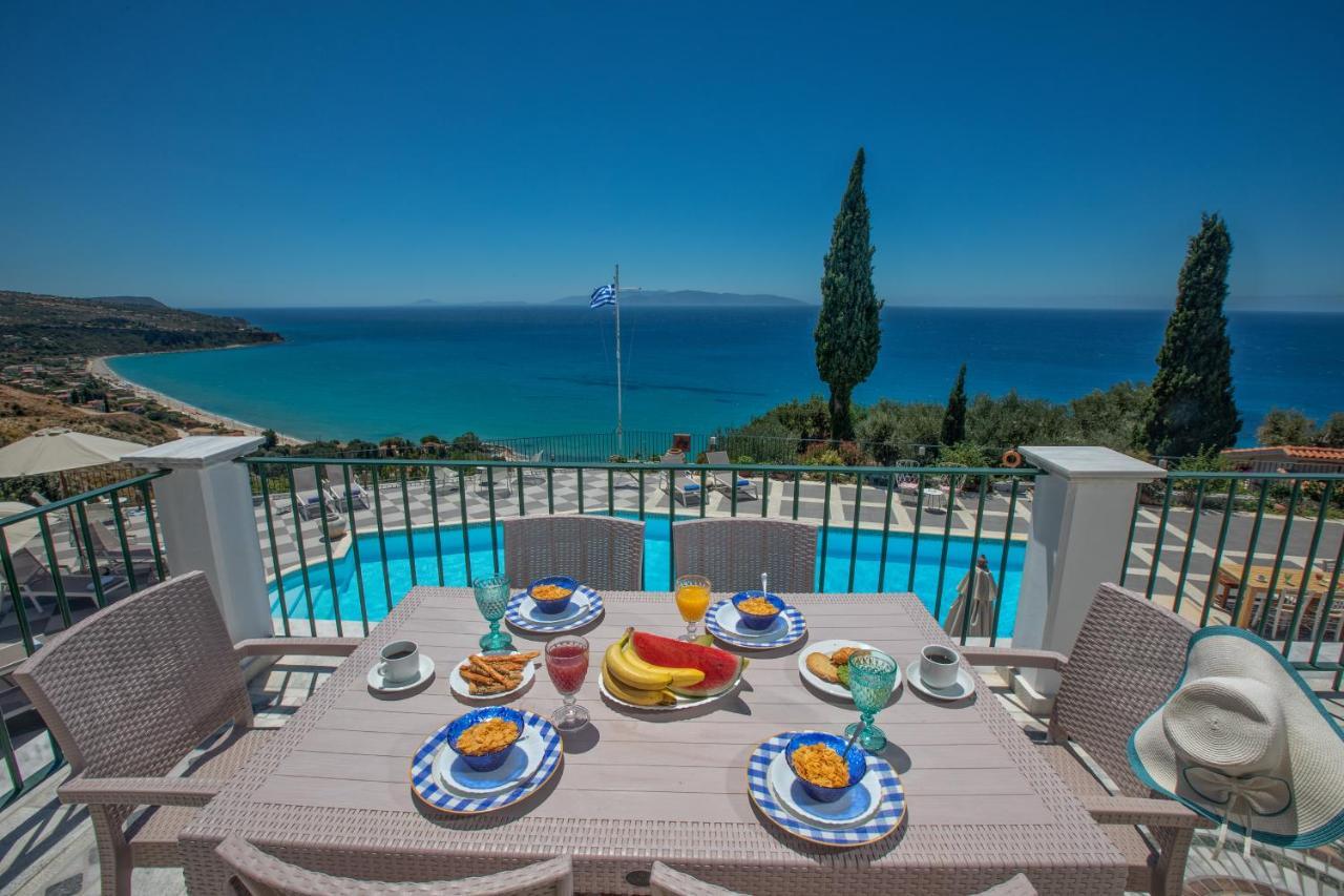 Aparthotel Garbis &