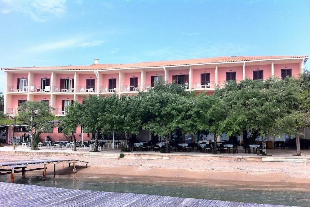 Dassia Beach Hotel Hotel