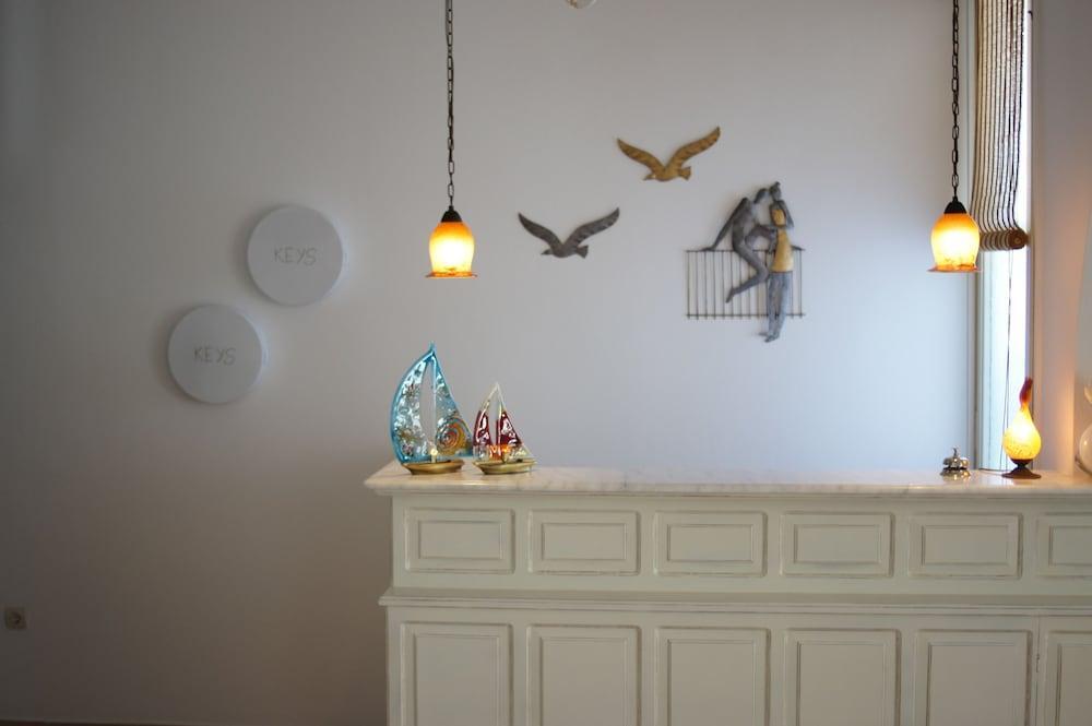 Cyclades 2* Parikia (Paros)