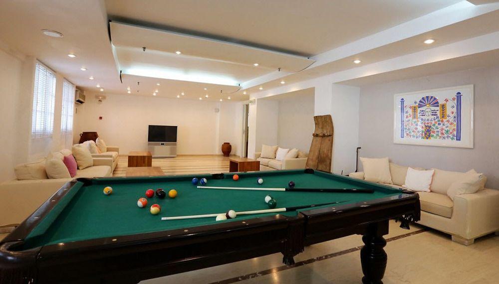 Aphrodite & 4* Mykonos Town