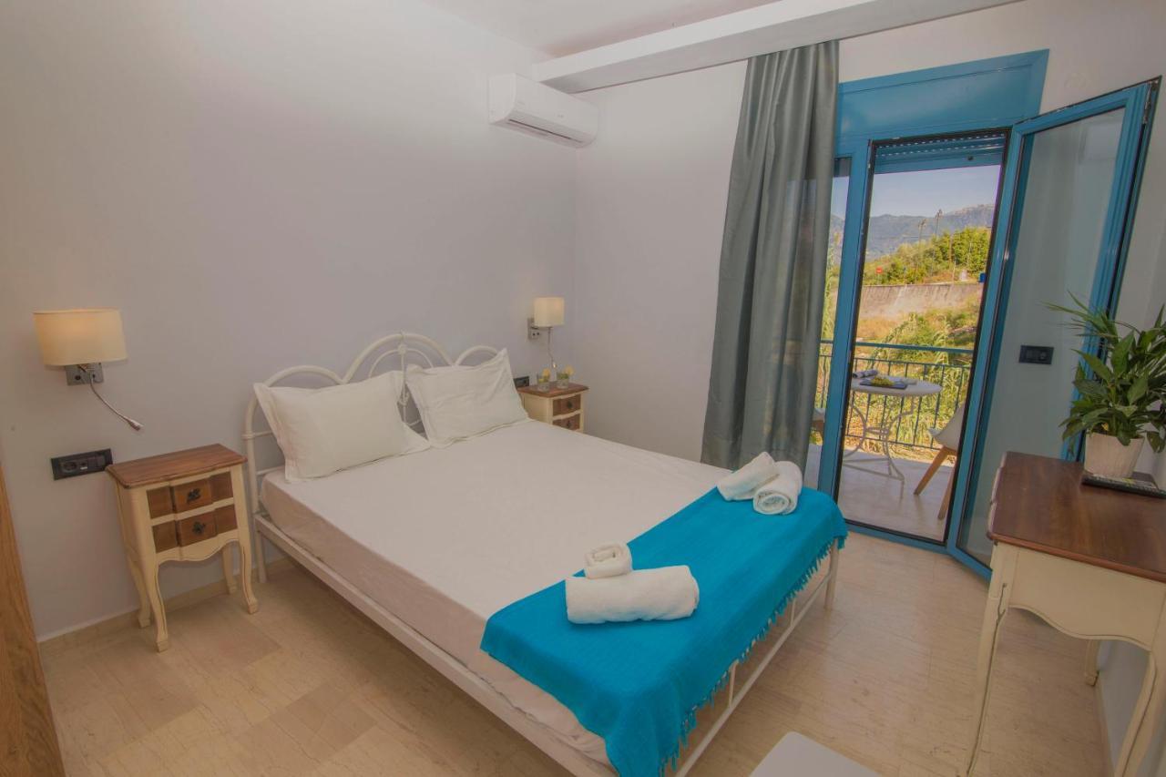 Bed & Breakfast Akrotiri 2*