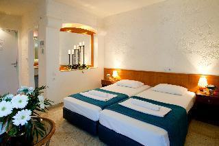Hotel Daphne Holiday Club 3*