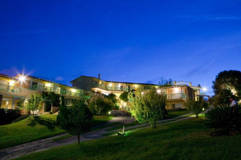 Daphne Holiday Club 3* Hanioti