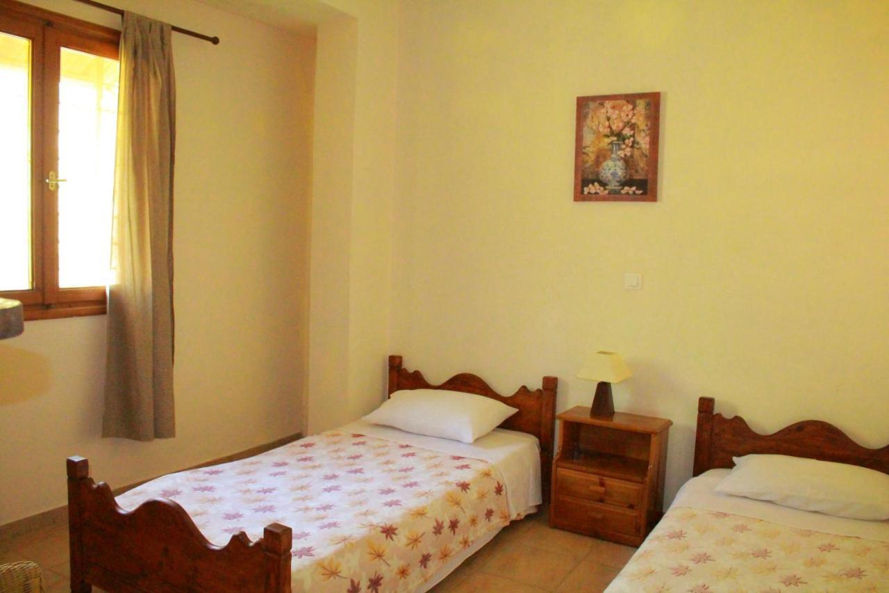 Maria-triopetra Holiday home