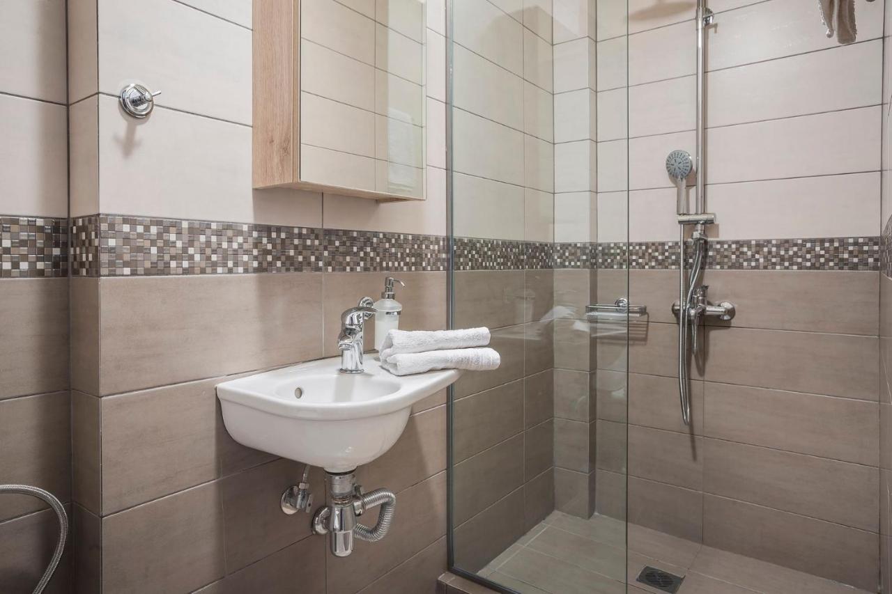 Villa Deluxe Kefalonia Apartment Apartment Hibiscus 3 Bedroom Pool Karavomilos *