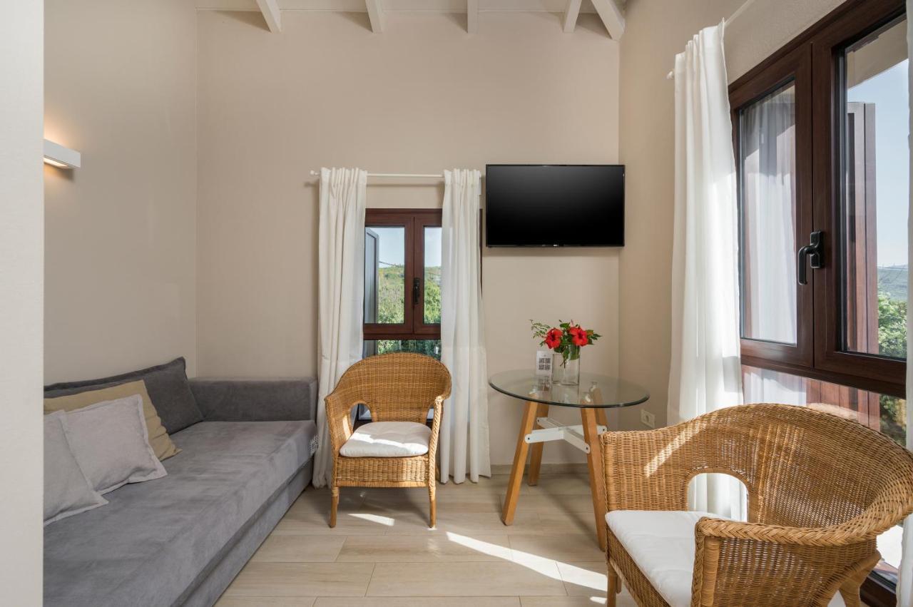 Hotel Village &