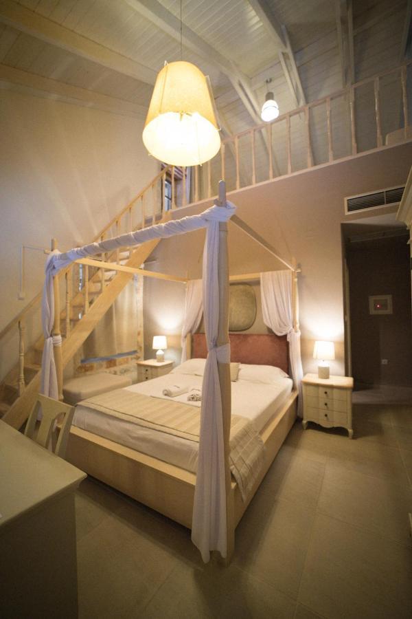 Alicelia Boutique 3*