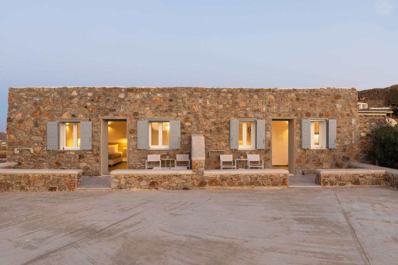 Sea Wind And Aparthotel Tourlos