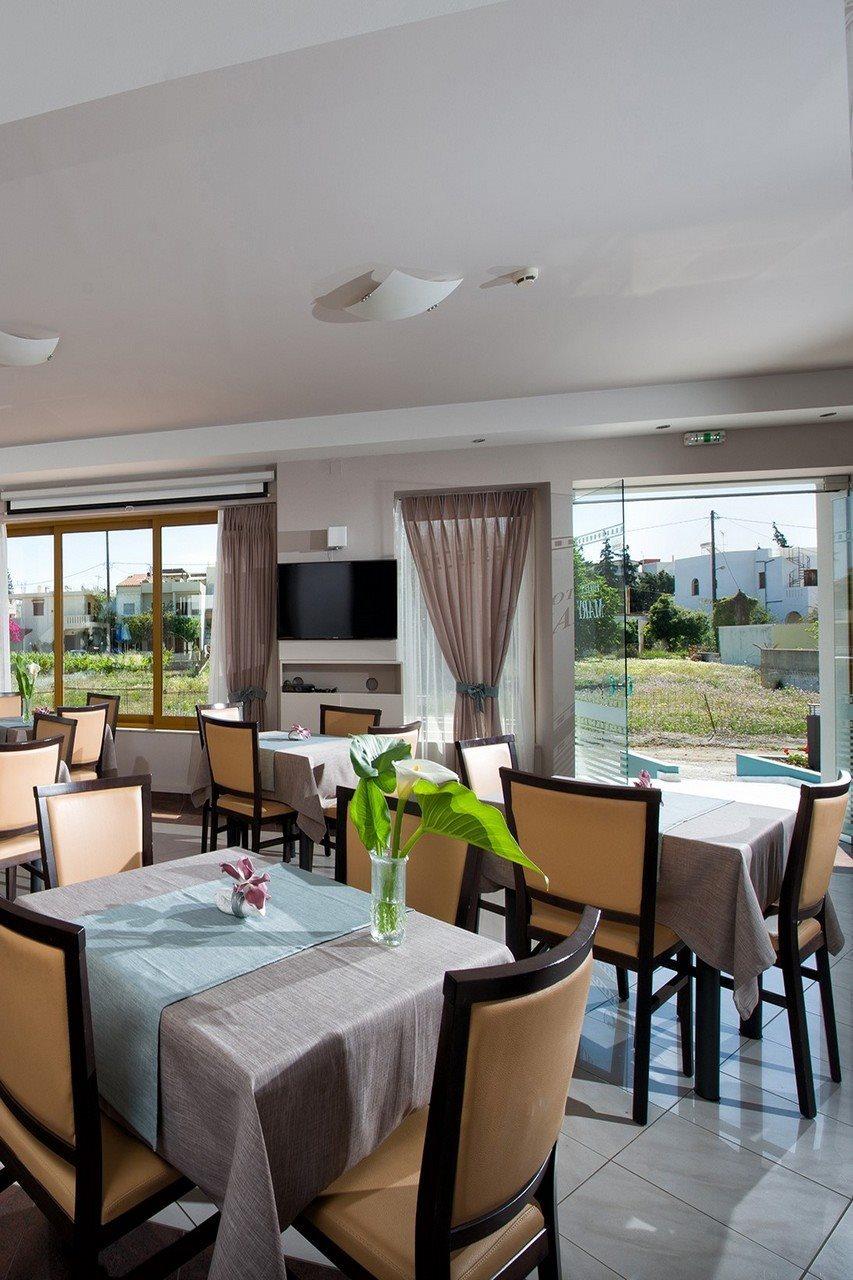 Mary & Mary Royal Aparthotel 3*