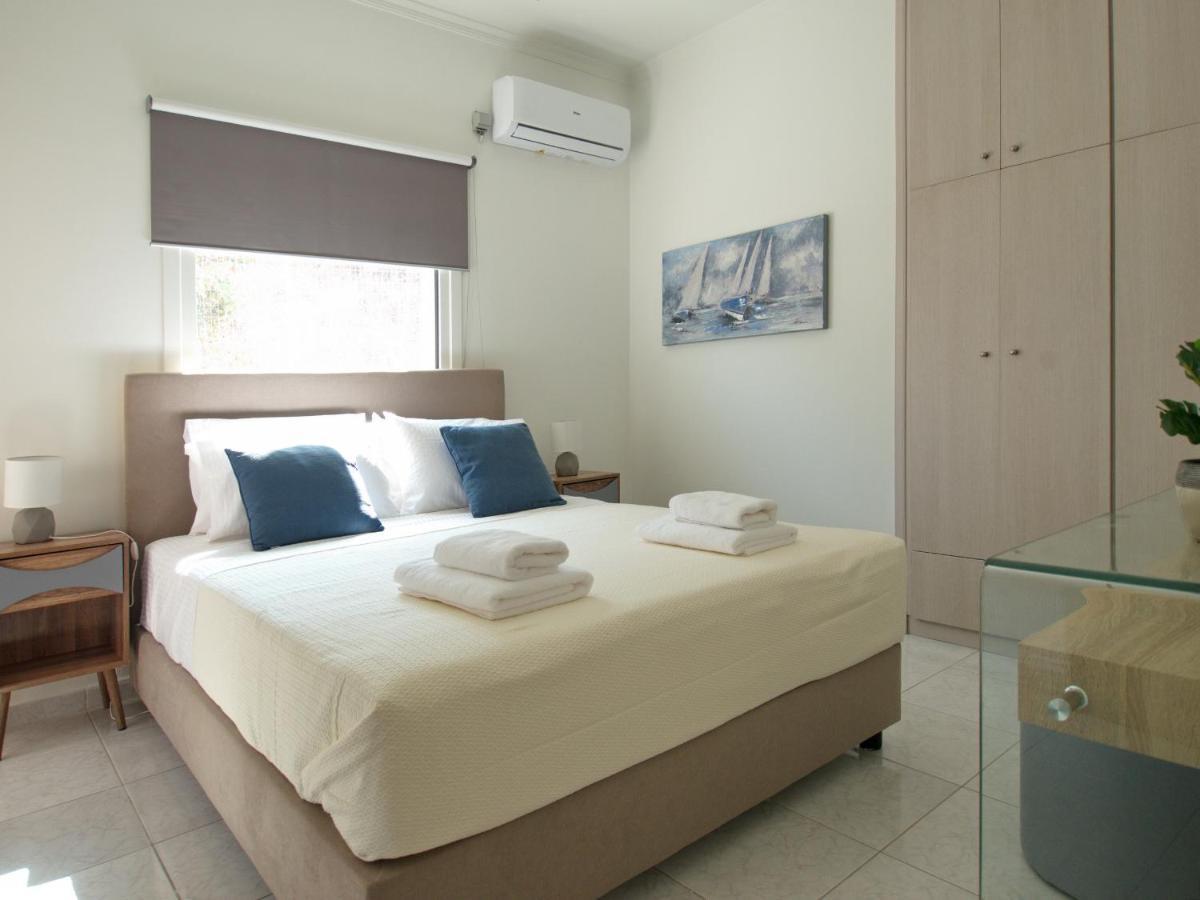 Nikos Megala Chorafia Crete Villa Aptera