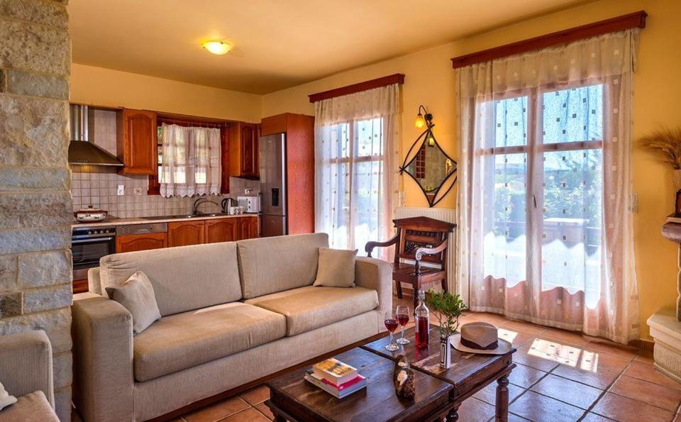 Amazing Villas In Crete Villa Argiris - Rustic Design With Captivating Sea Views Villa Asterion