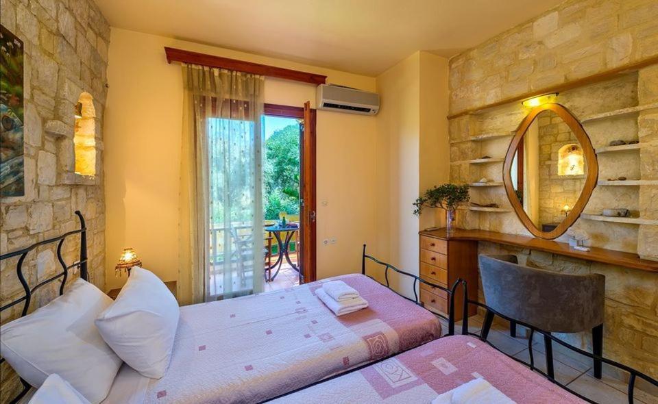 Amazing Villas In Crete Villa Argiris - Rustic Design With Captivating Sea Views Villa *