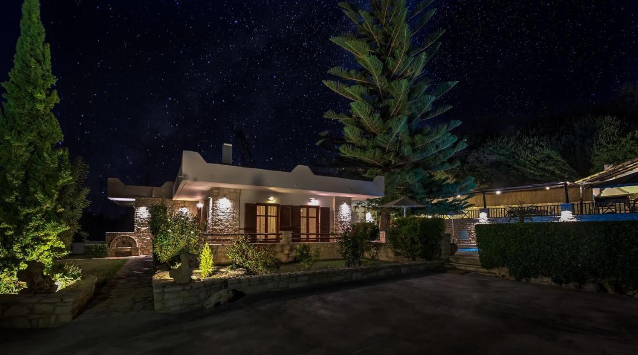 Villa Amazing Villas In Crete Villa Argiris - Rustic Design With Captivating Sea Views *