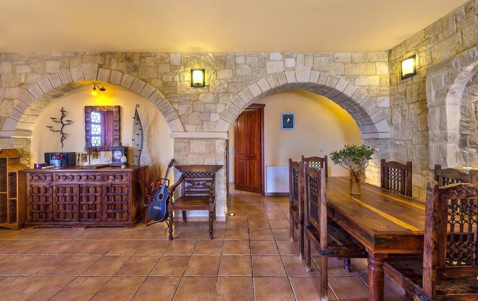 Amazing Villas In Crete Villa Argiris - Rustic Design With Captivating Sea Views * Asterion