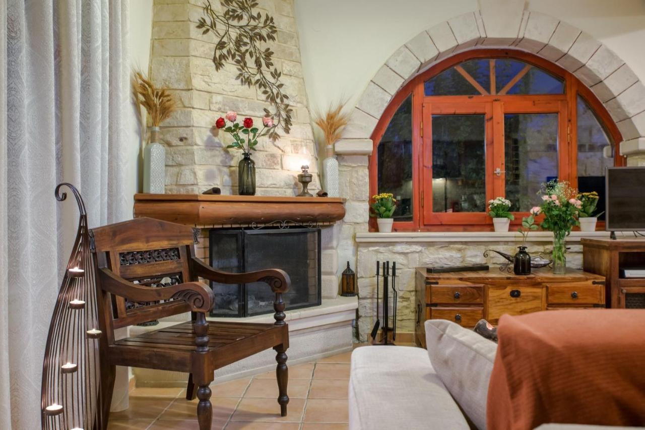 Amazing Villas In Crete Villa Argiris - Rustic Design With Captivating Sea Views