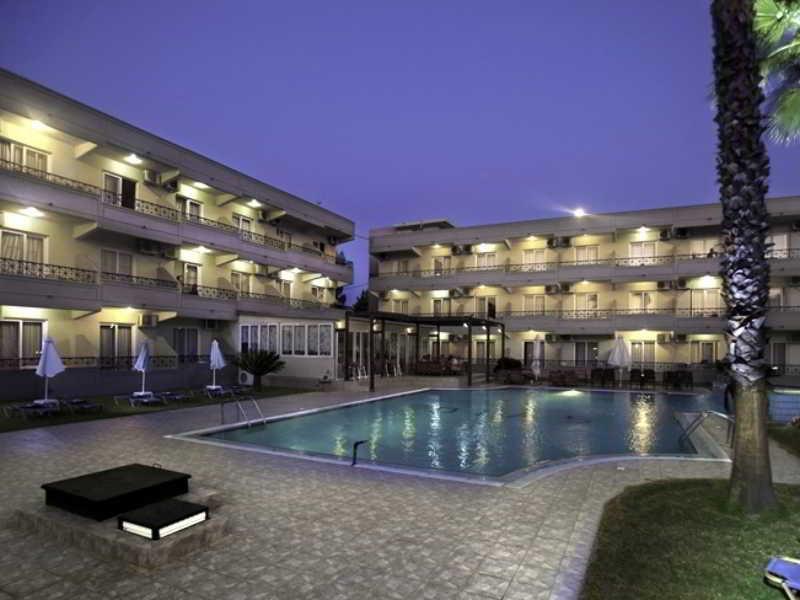 Dias & Aparthotel