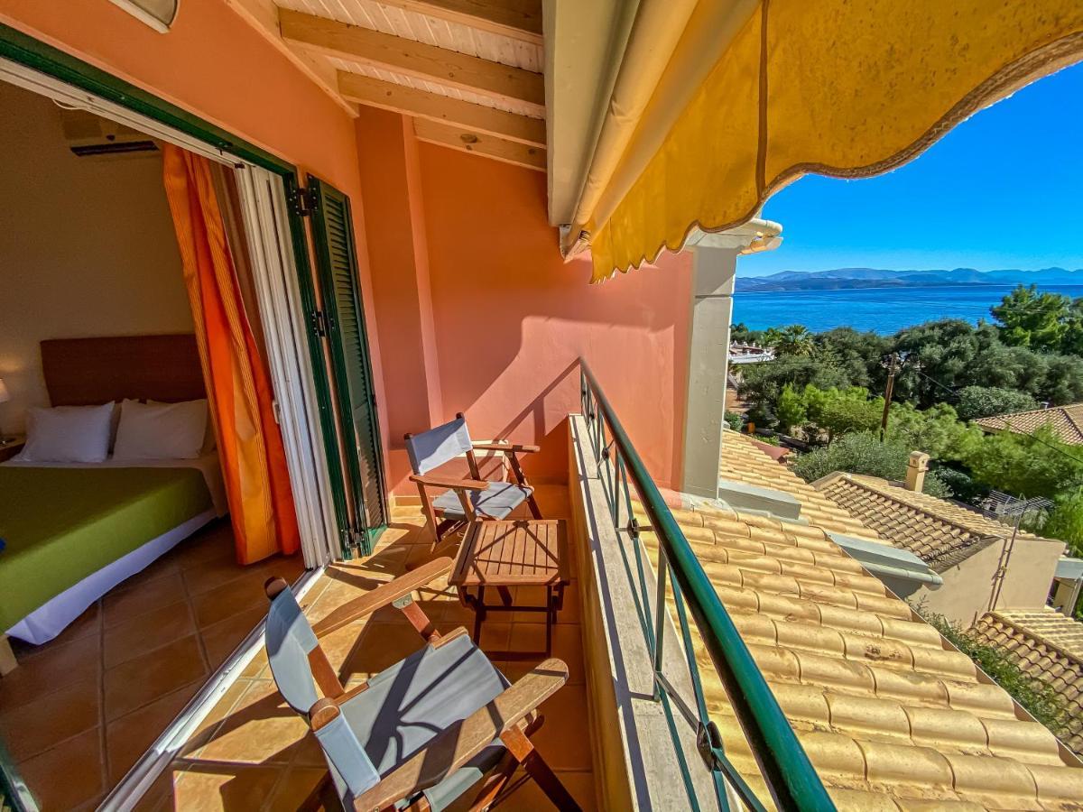 La Riviera Seaside & Aparthotel Barbati