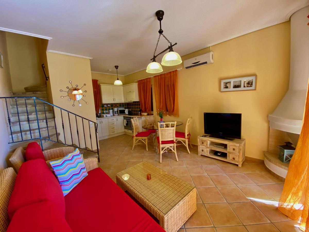 La Riviera Seaside & 4* Barbati
