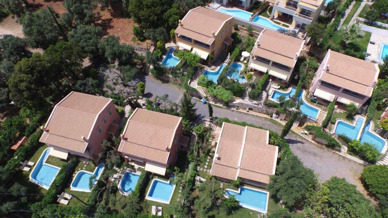 La Riviera Seaside & Aparthotel Barbati