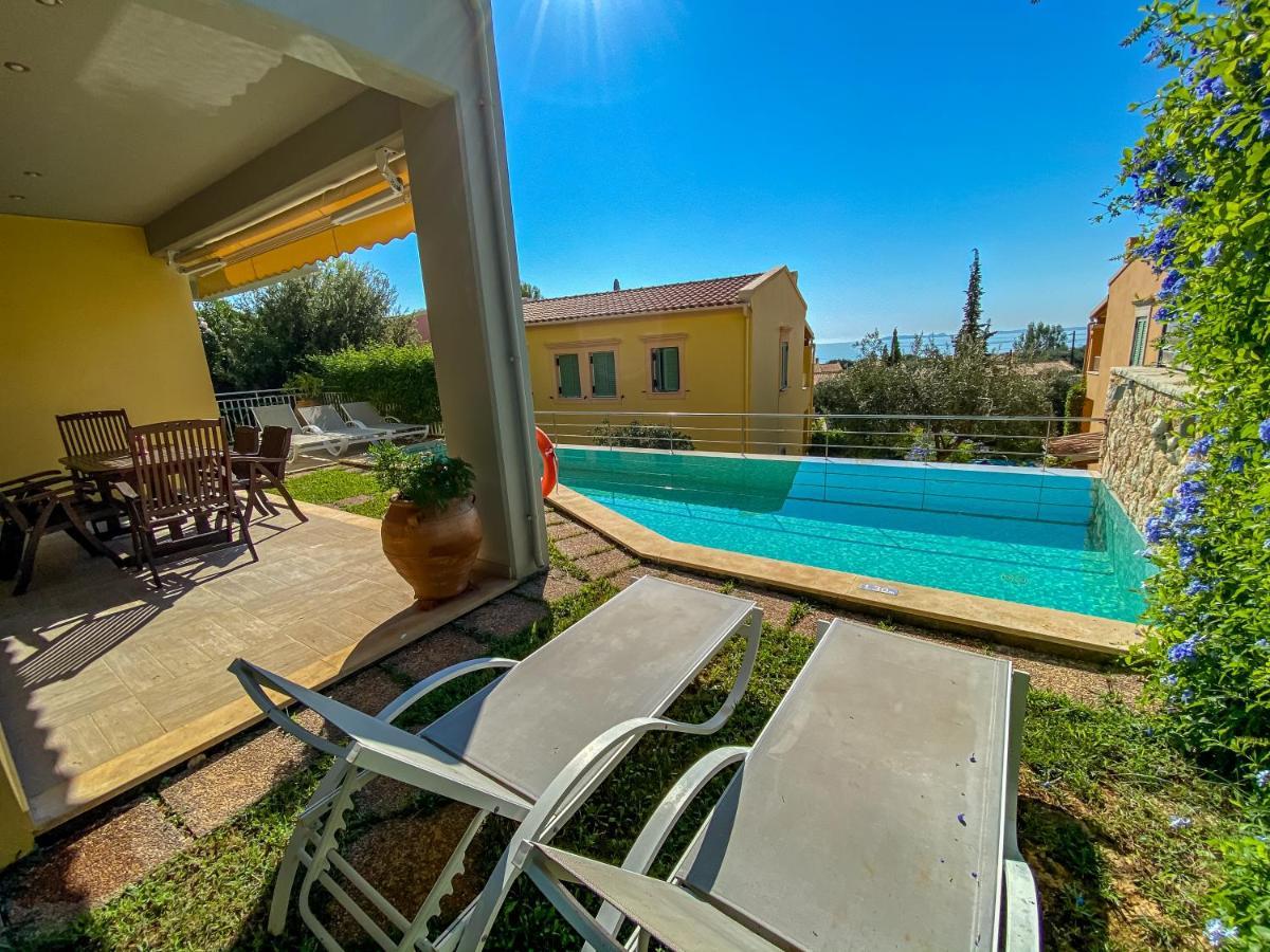 La Riviera Seaside & Aparthotel Barbati