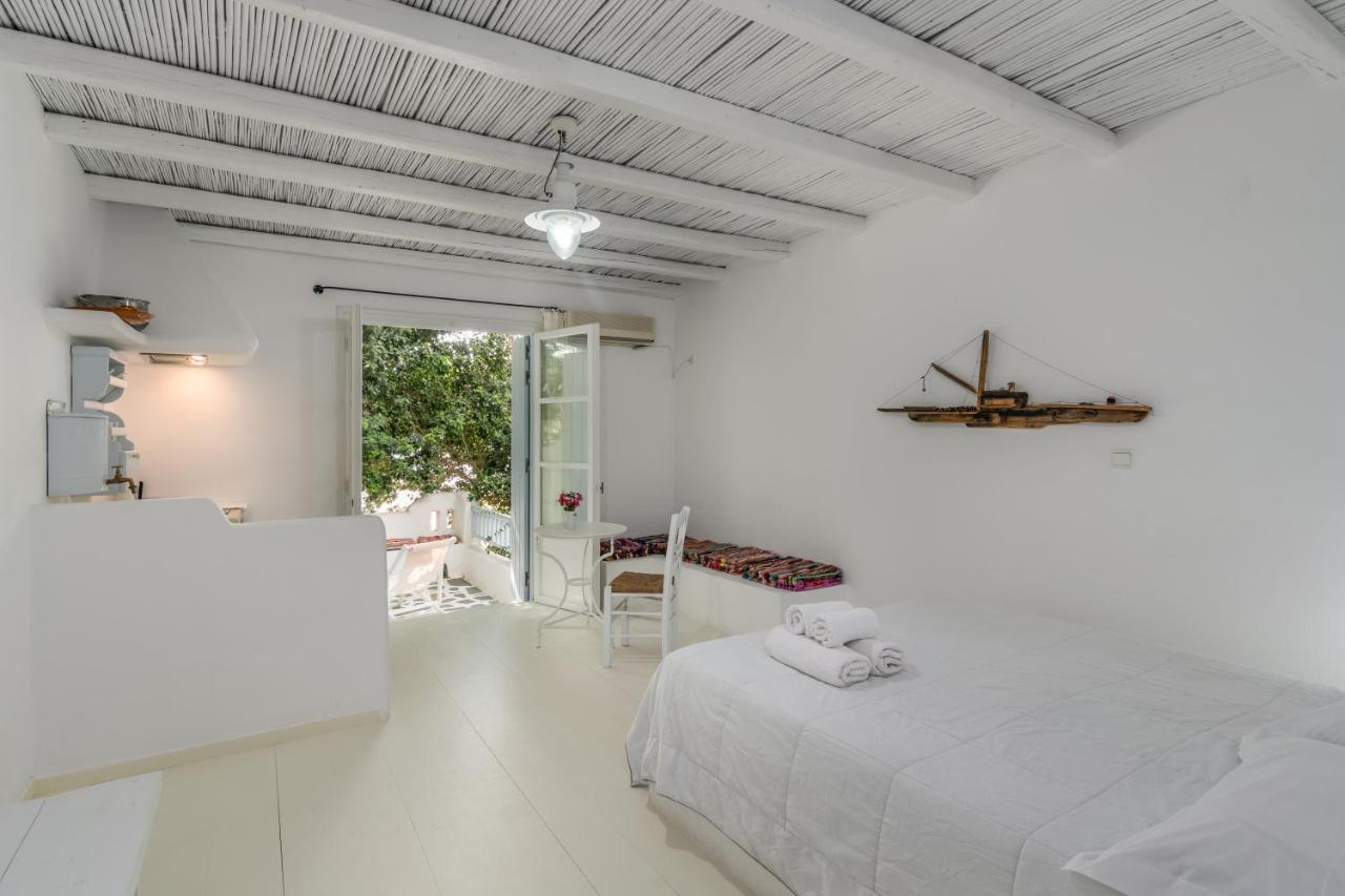 Thalassitra Village 2* Adamantas (Milos)