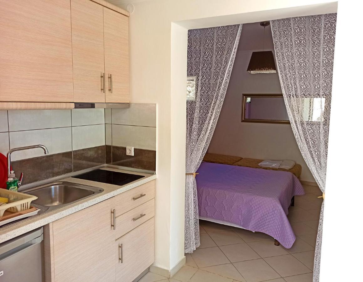 Dolphin Apartment *