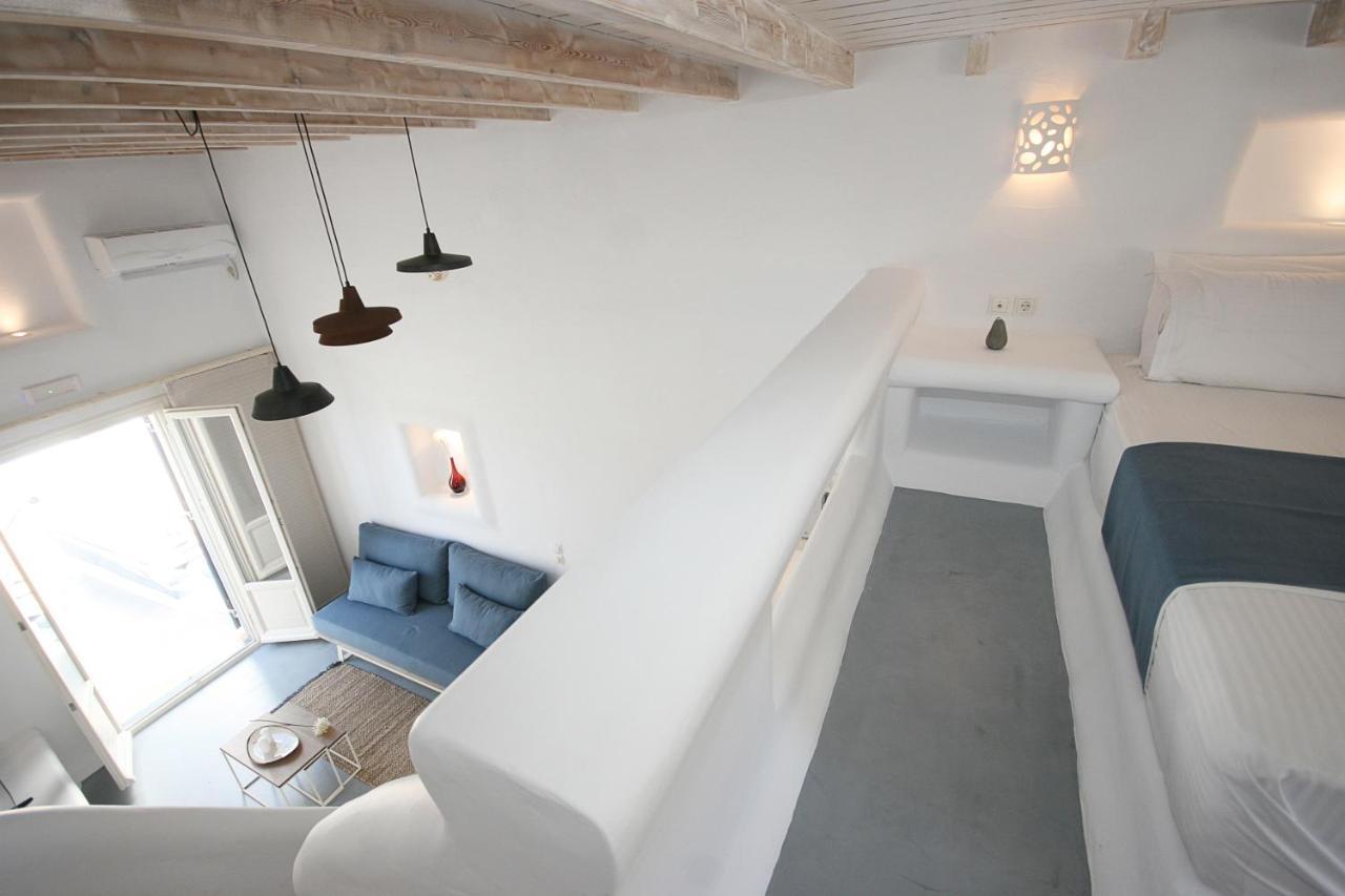 5 Traditional Hotel *