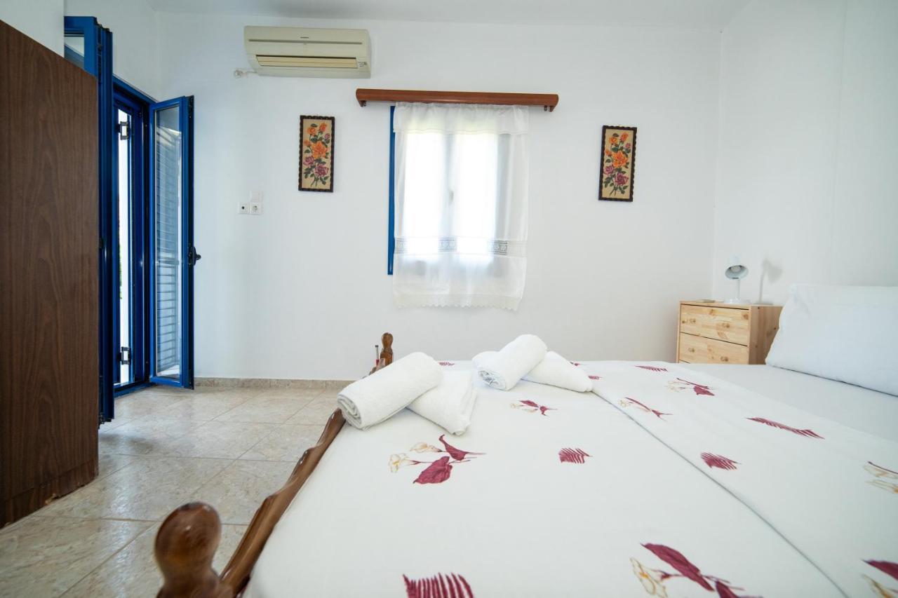 House By The Sea Kythnos