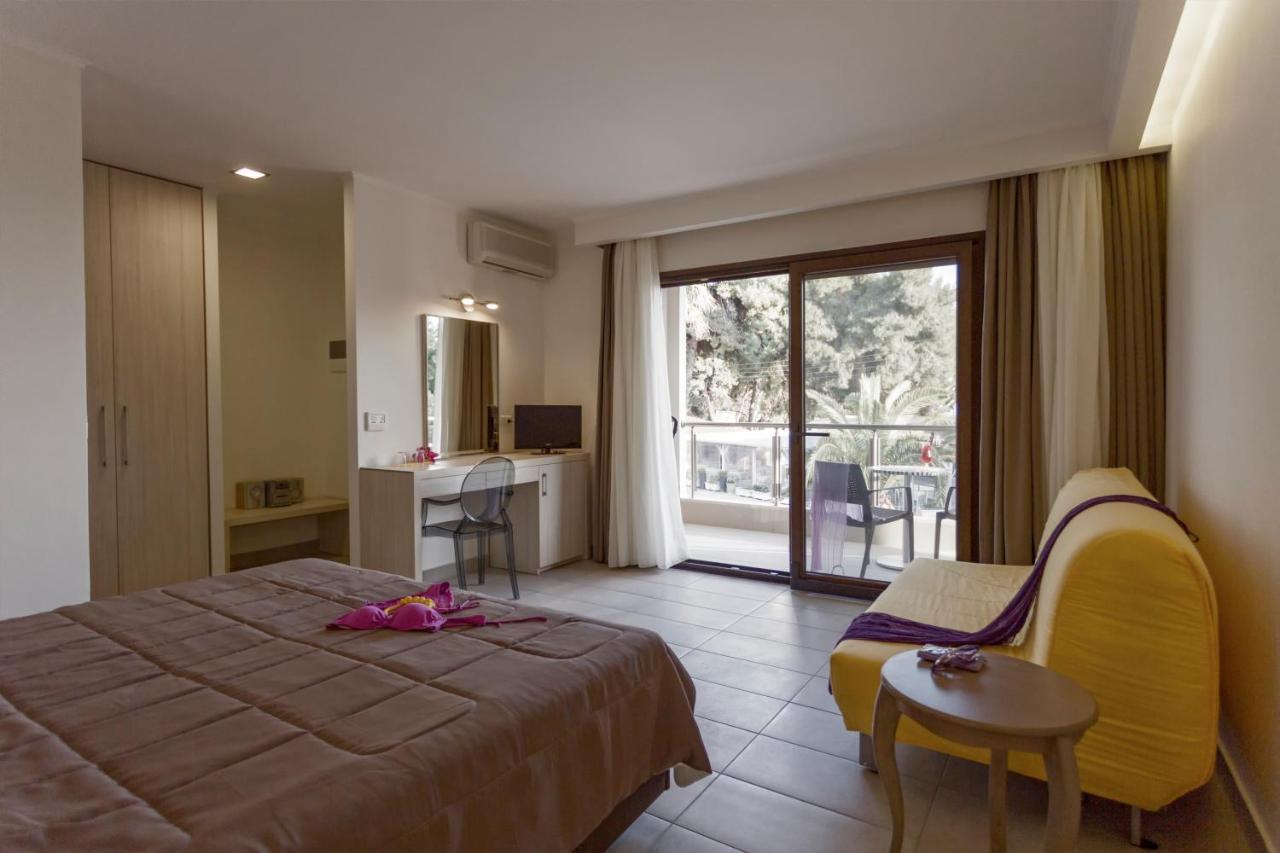 Lagomandra Beach Hotel Hotel
